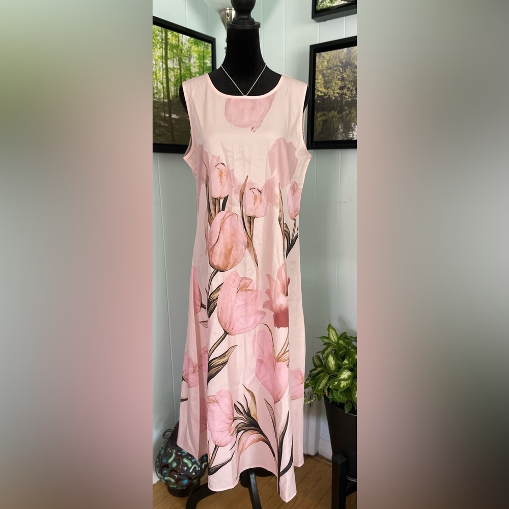 Sleeveless Midi Pink Tulip Dress Size Small